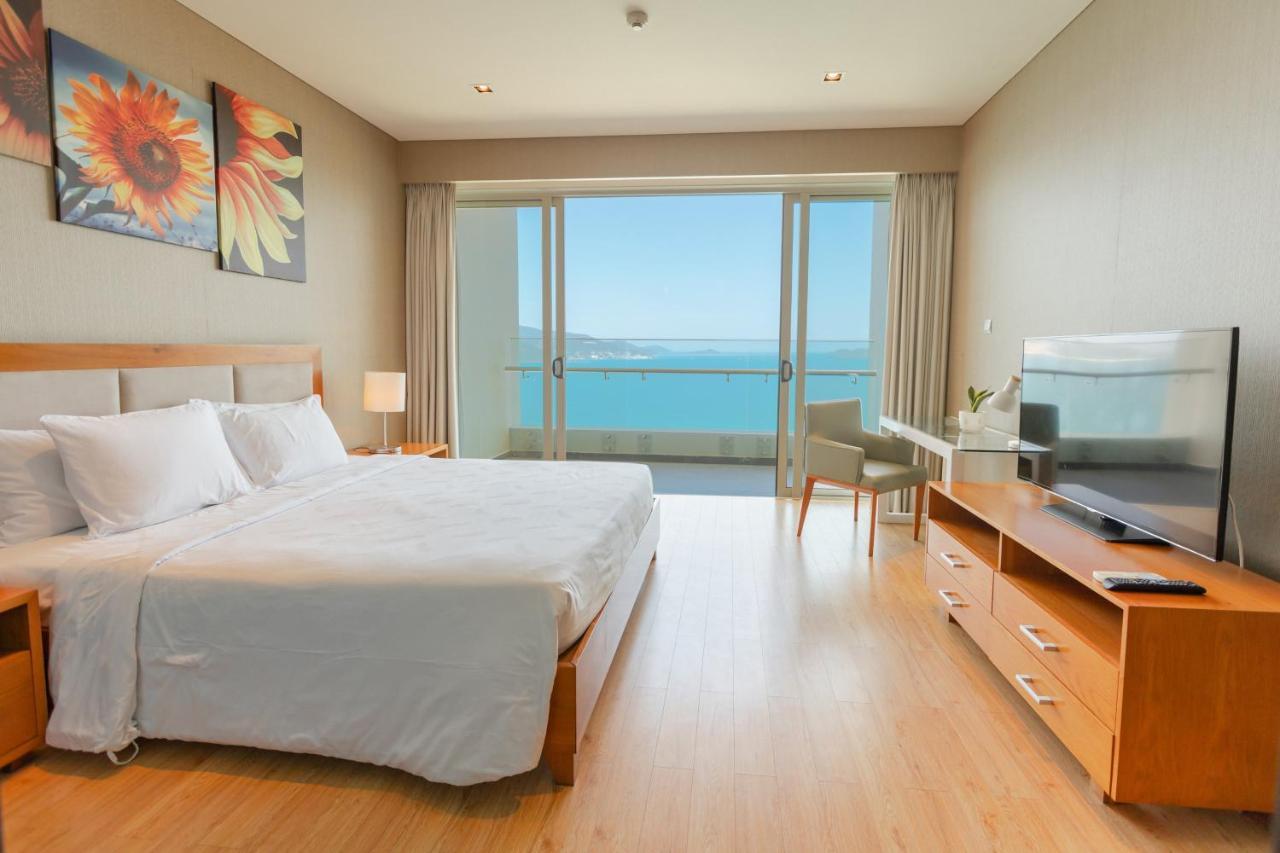 Sea View Luxury - Apartments Нячанг Екстер'єр фото